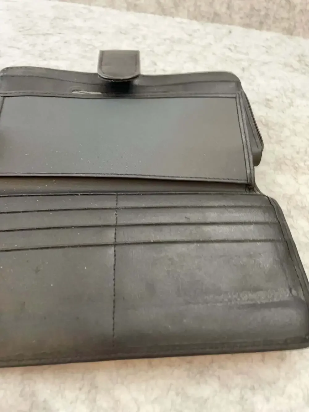 Buxton Heiress Collection Top Grain Cowhide Leather Clutch Wallet